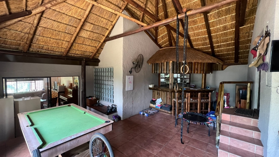 4 Bedroom Property for Sale in Pellissier Free State